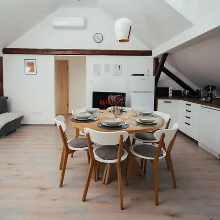 H30 Classic Apartament *